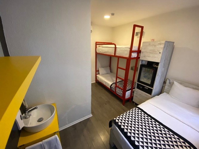 Standard Room (3 Person)