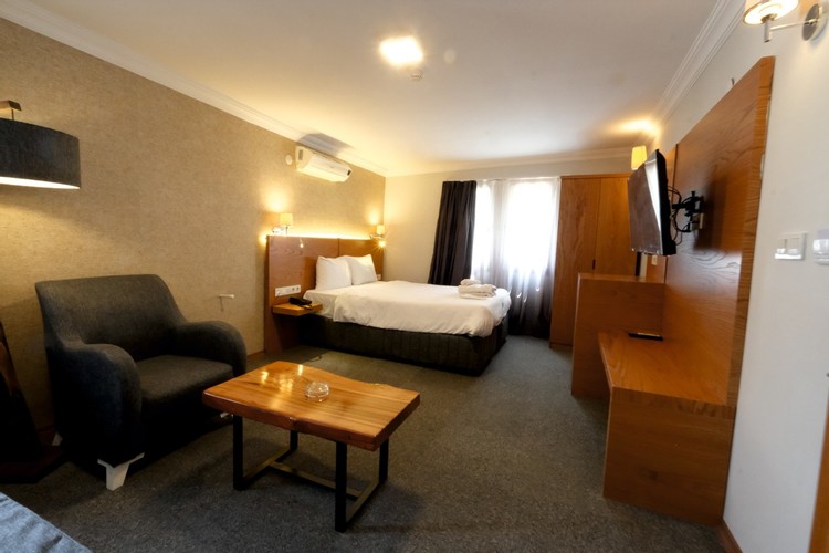 Standard Room, Land View