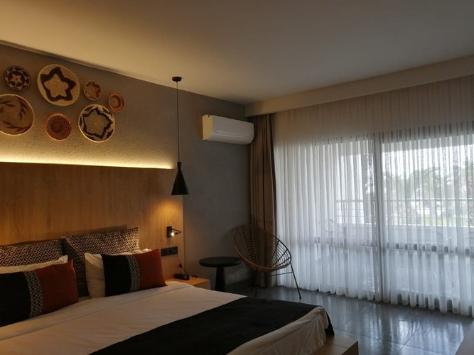 Family Room, Garden View