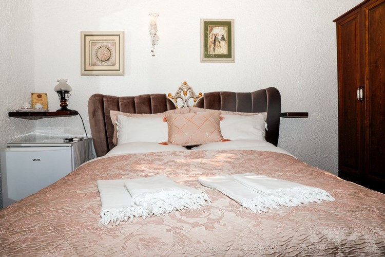 Deluxe Oda (3 Kişilik)