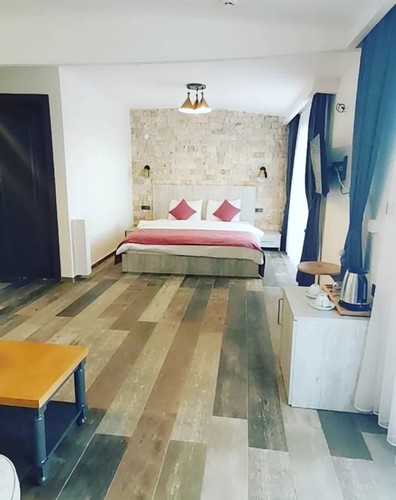 Deluxe Teras Oda (Jakuzi, Teraslı)