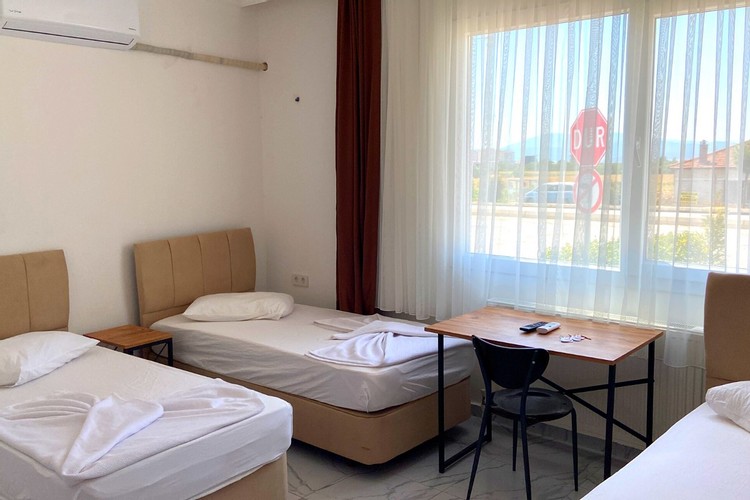 Standard Room (3 Person)