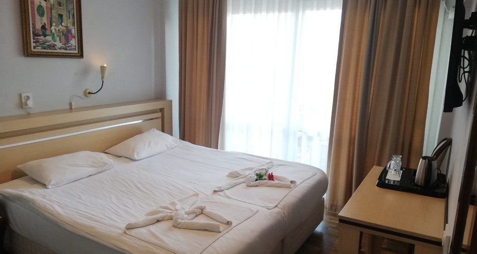 Standard Room (1 Person)