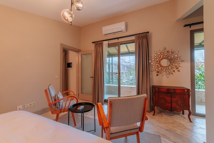 Suit Teras Oda (Teraslı)