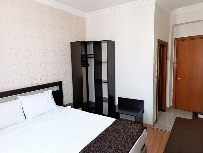 Single Room (1 Person)