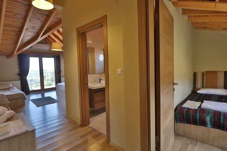 Family Room (Balcony)