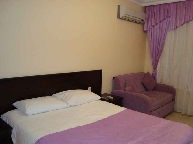 Standard Room, Partial Sea View