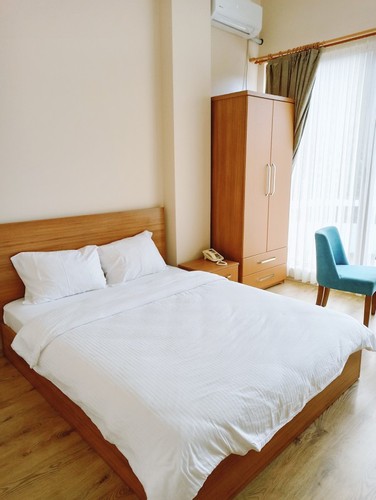 Suite Room, Lake View