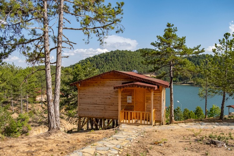 1+1 Apartment, Lake View