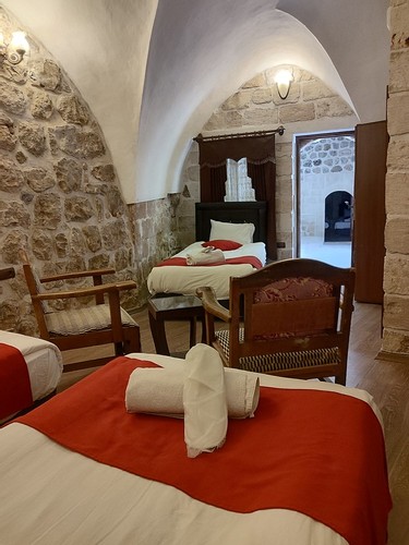 Economy Room (3 Person)