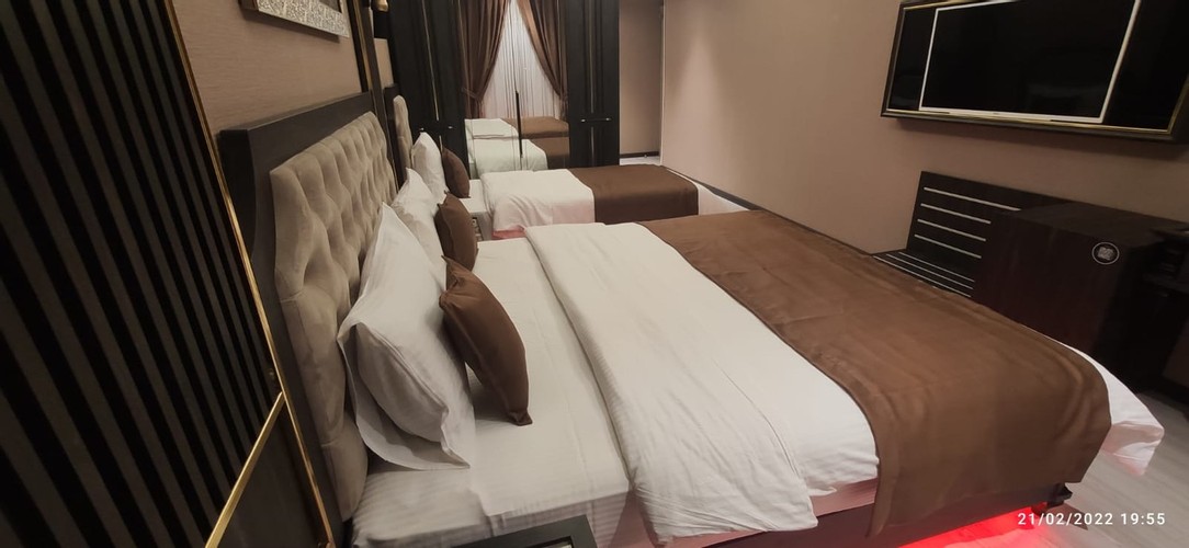 DELUXE TRIPLE ROOM