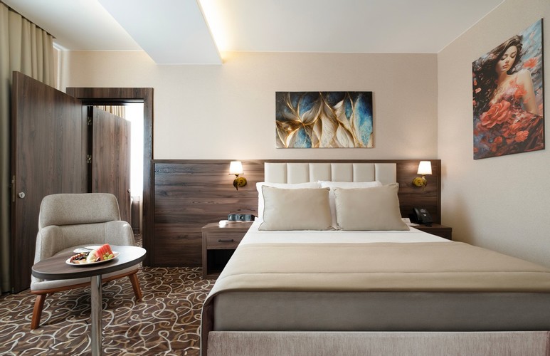 Aile Bağlantılı Odası