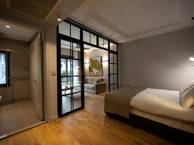 Suit Oda, Bahçe Manzaralı