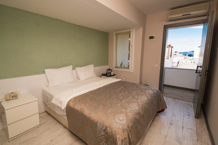 Standard Room (3 Person)