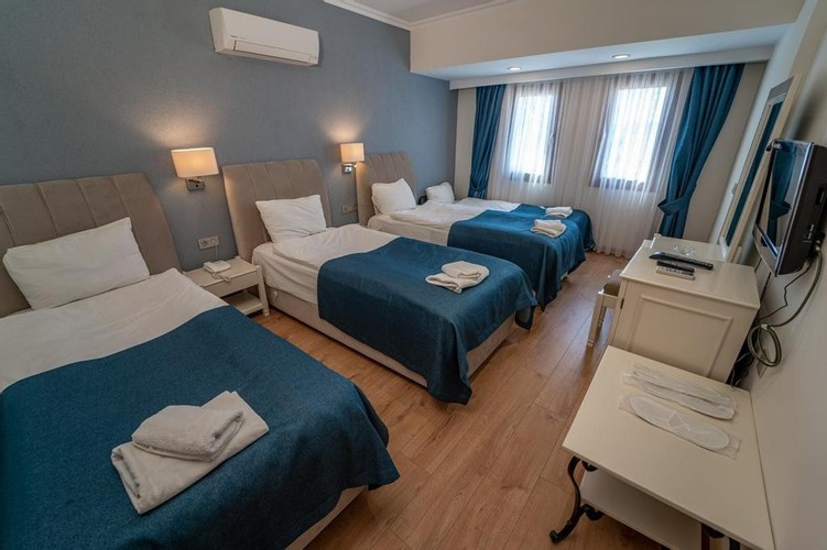 Standart Oda, Deniz Manzaralı (4 Kişilik)