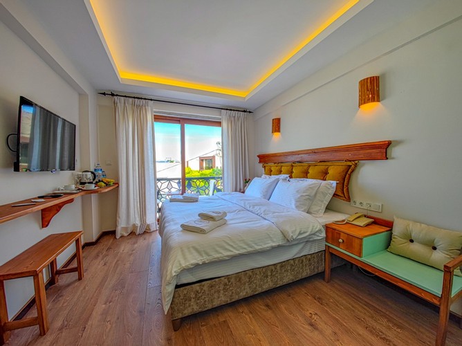 Aile Odası, Kısmi Deniz Manzaralı