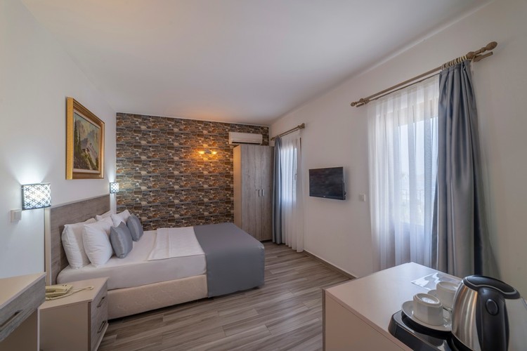 Standart Oda, Kara Manzaralı (Balkonsuz)