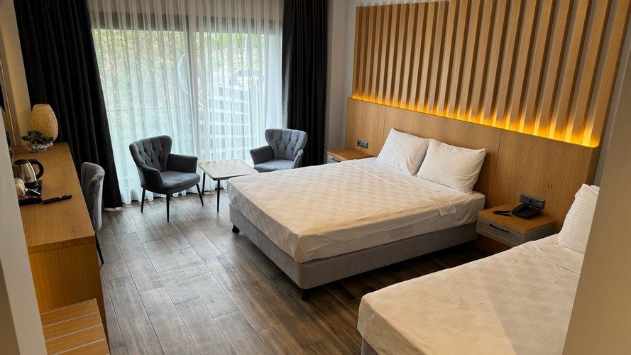 Standart Oda, Bahçe Manzaralı (3 Kişilik)