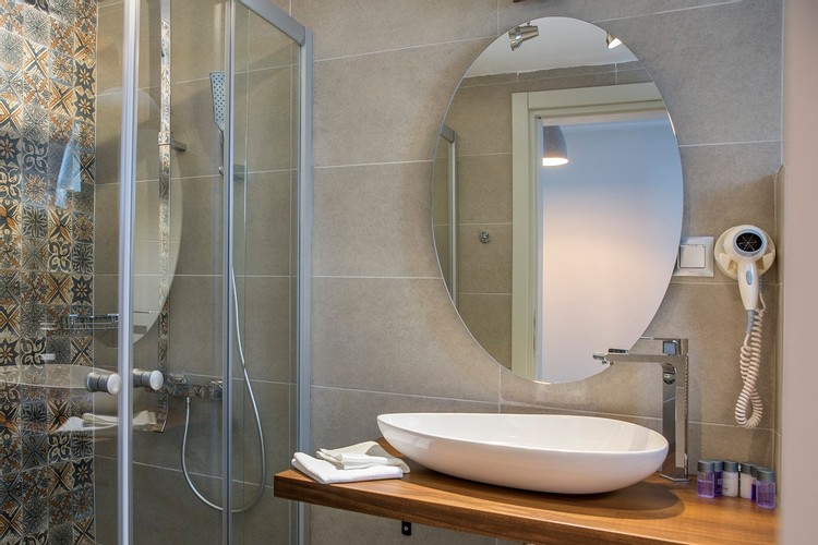 Standard Room, Partial Sea View (3 Person)