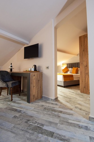 Aile Çatı Teras Katı Odası