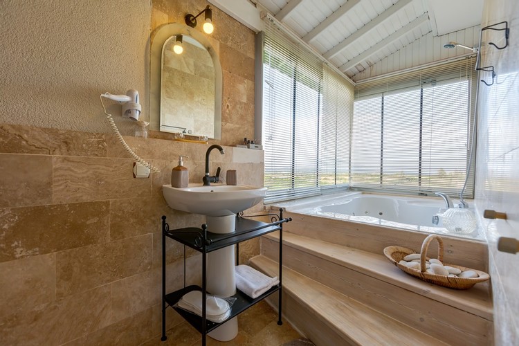 Deluxe Luxury Oda (Jakuzi)