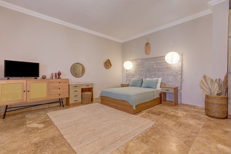 Deluxe Oda, Havuz Manzaralı