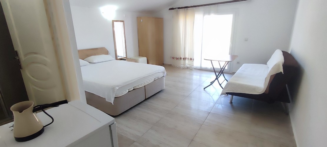 Has Balcony Room (3 Person, Balcony)