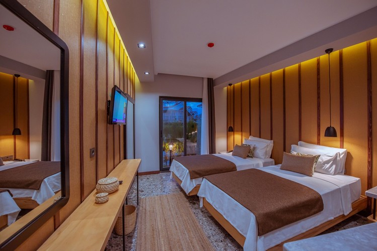 Superior Room, Garden View