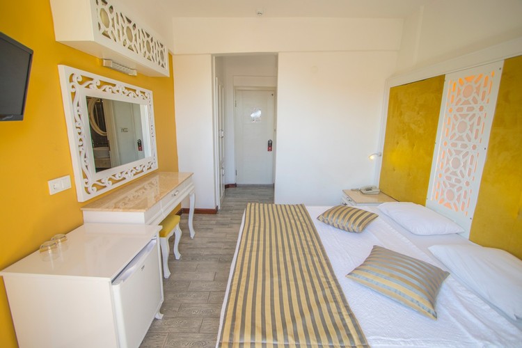 Standard Room, Garden View