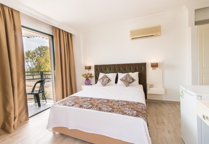 Standart Oda, Kara Manzaralı