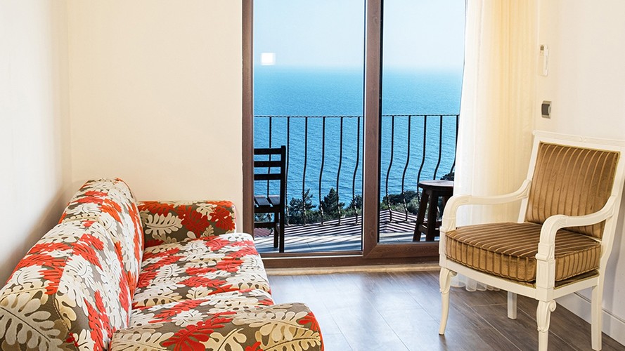 Panaromik Studio Suit