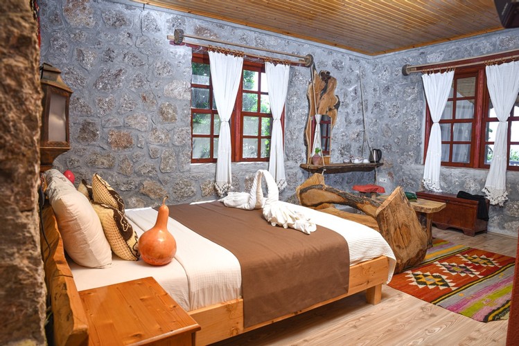  Mango Stone House With Jacuzzi