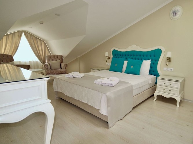 Exclusive Suite Loft Room