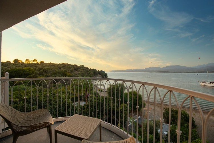 Superior Oda, Deniz Manzaralı