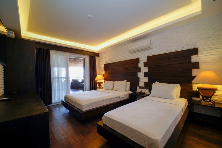 Terrace Room (Terrace)