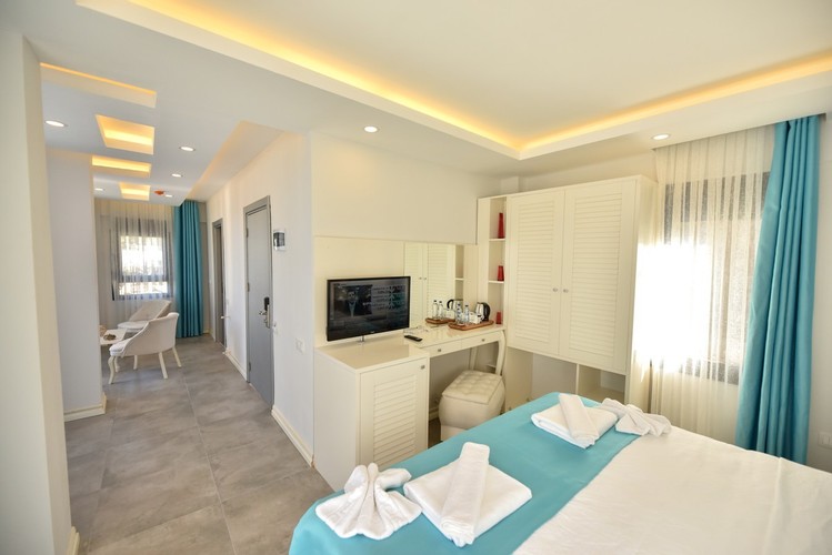 Deluxe Superior Room