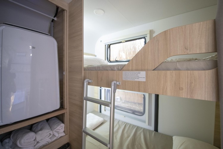 Deluxe Caravan Room