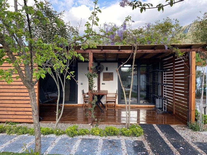 King Suit Deluxe Oda