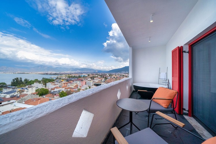 Romantik Antique Oda