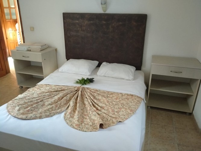 Standard Room (3 Person)