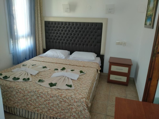 Deluxe Room (Balcony)