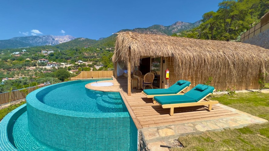 Ihlamur ( Sea View, Private Pool And Jacuzzi )