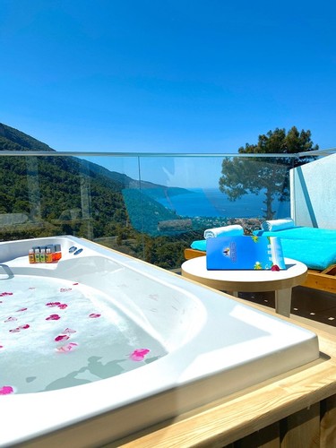 Luxury Oda, Deniz Manzaralı (Jakuzi)