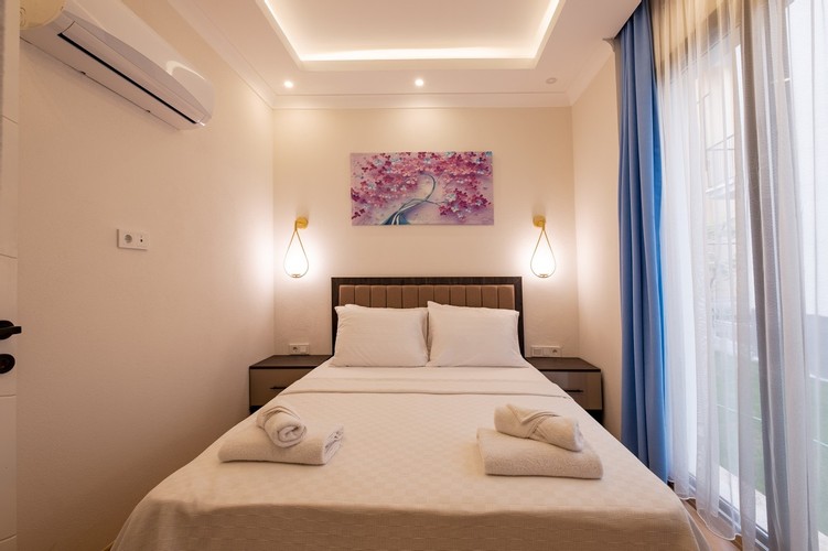 Deluxe Classic Suit Zemin Kat Oda