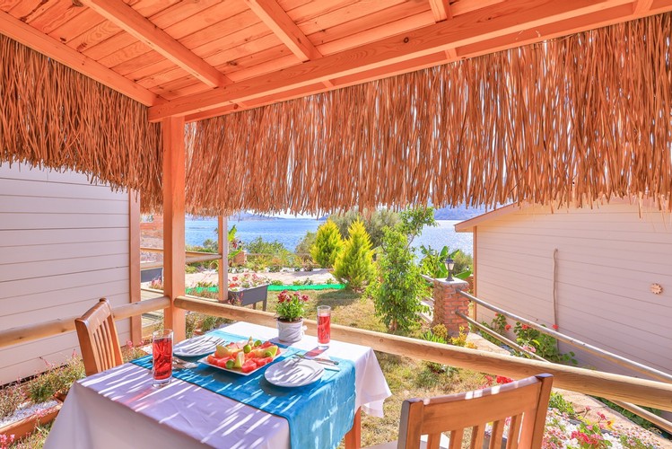 Superior Bungalow Room, Partial Sea View