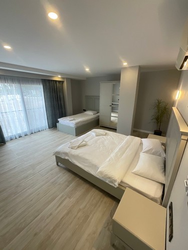 Bahçeli Oda, Bahçe Manzaralı