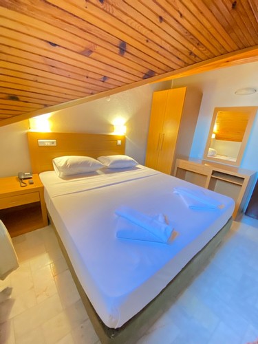 Ekonomik Apart Çatı Oda