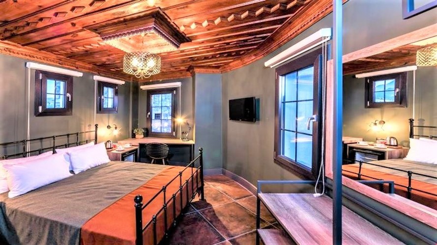 Standart Oda, Kale Manzaralı