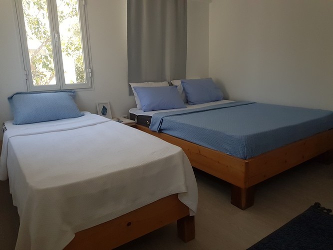 Deluxe Room (3 Person)