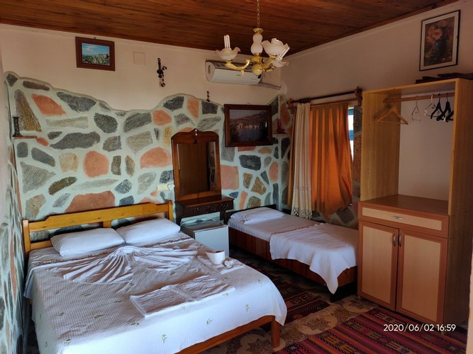 Aile Odası, Göl Manzaralı